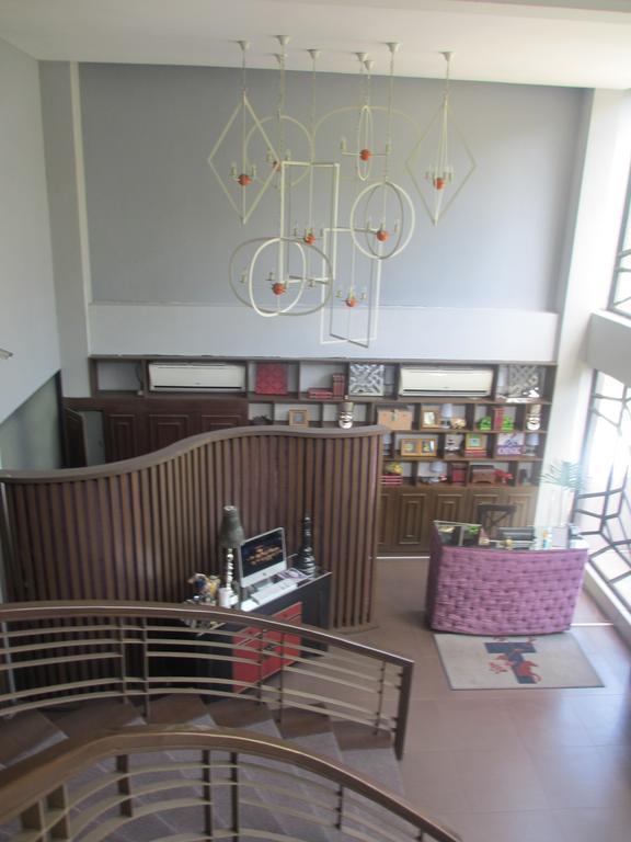 The Theodore Hotel Tagaytay City ภายนอก รูปภาพ